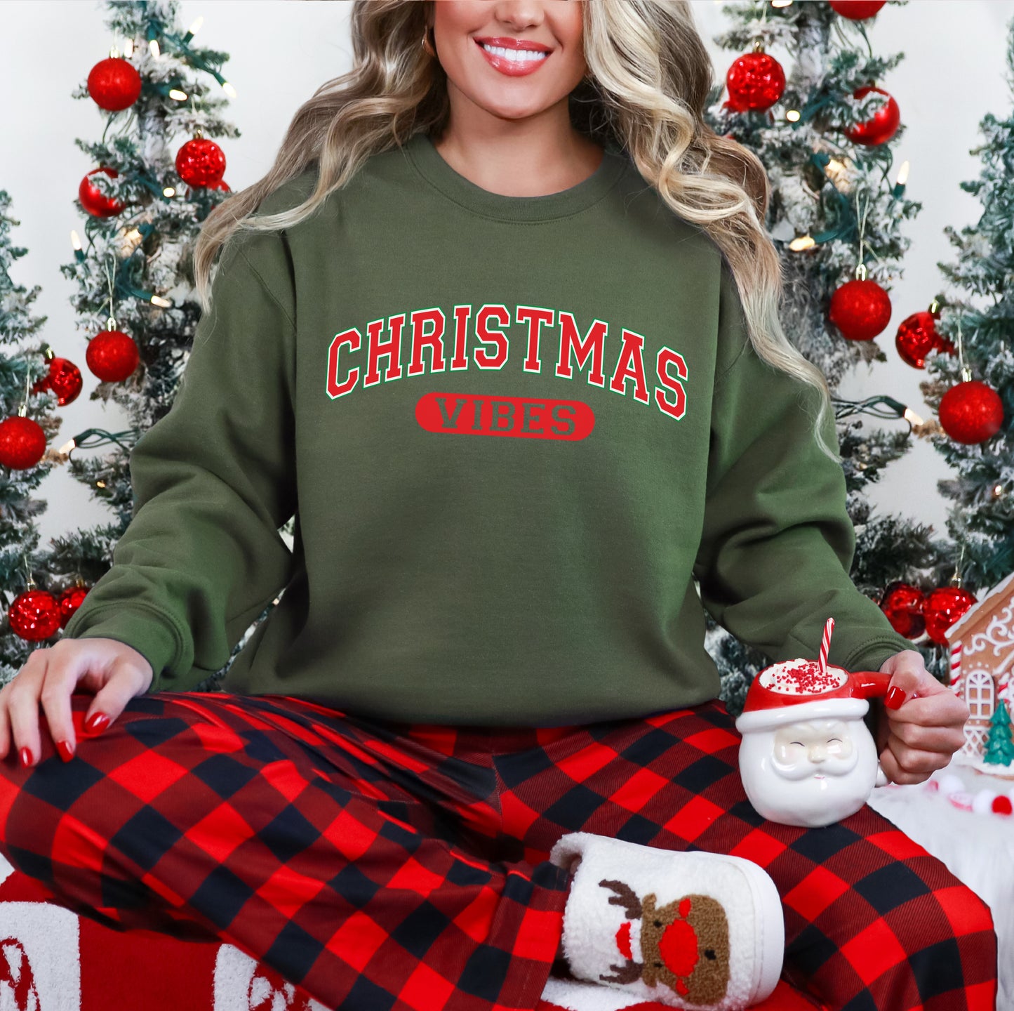 Retro Christmas Vibes Sweatshirt