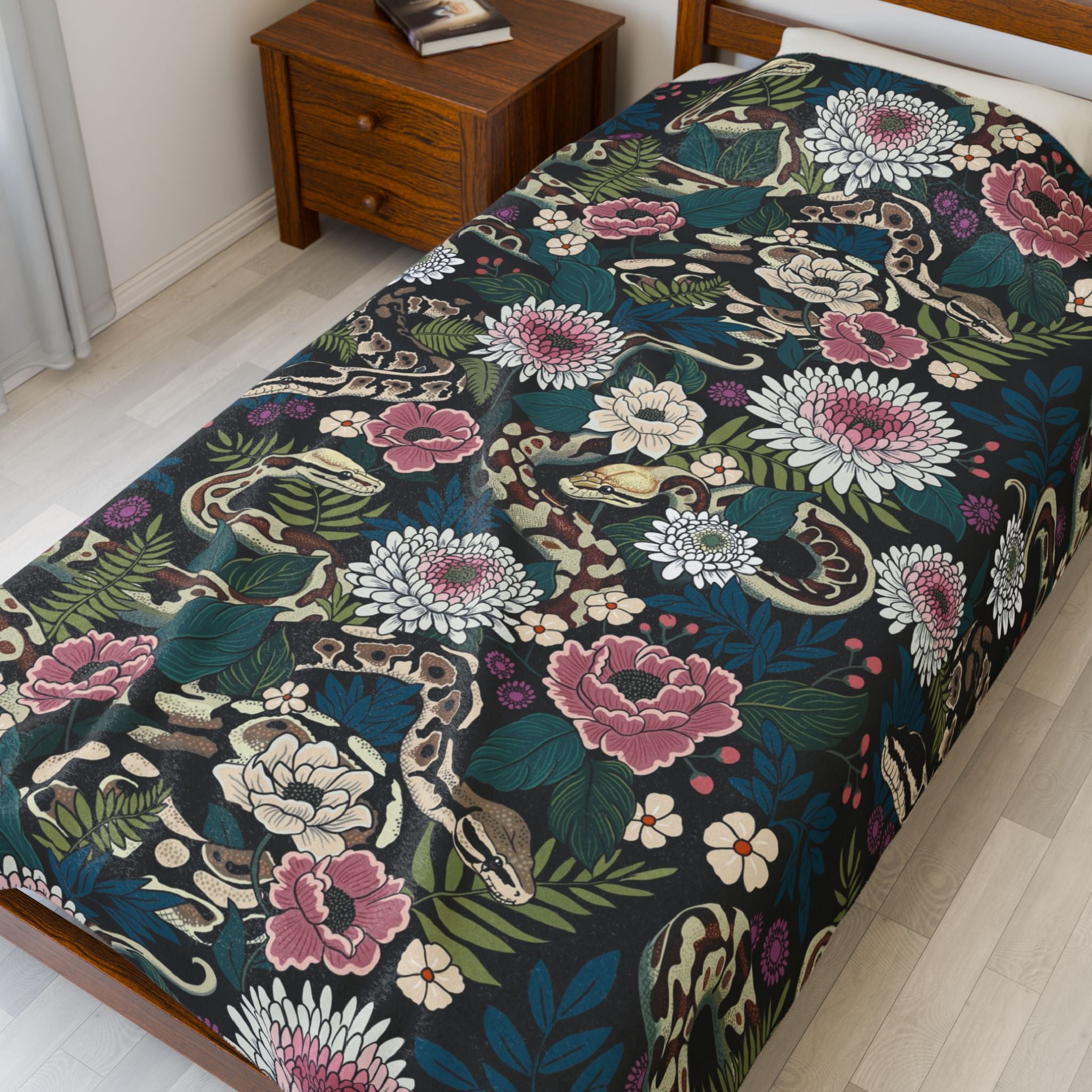Floral Pythons Plush Blanket