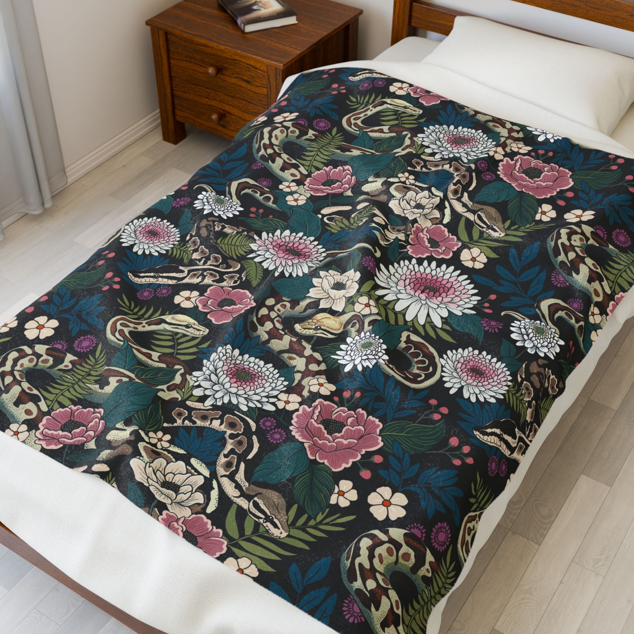 Floral Pythons Plush Blanket