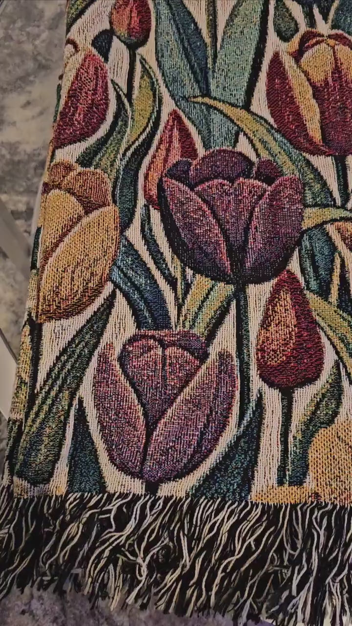 Tulips Woven Blanket