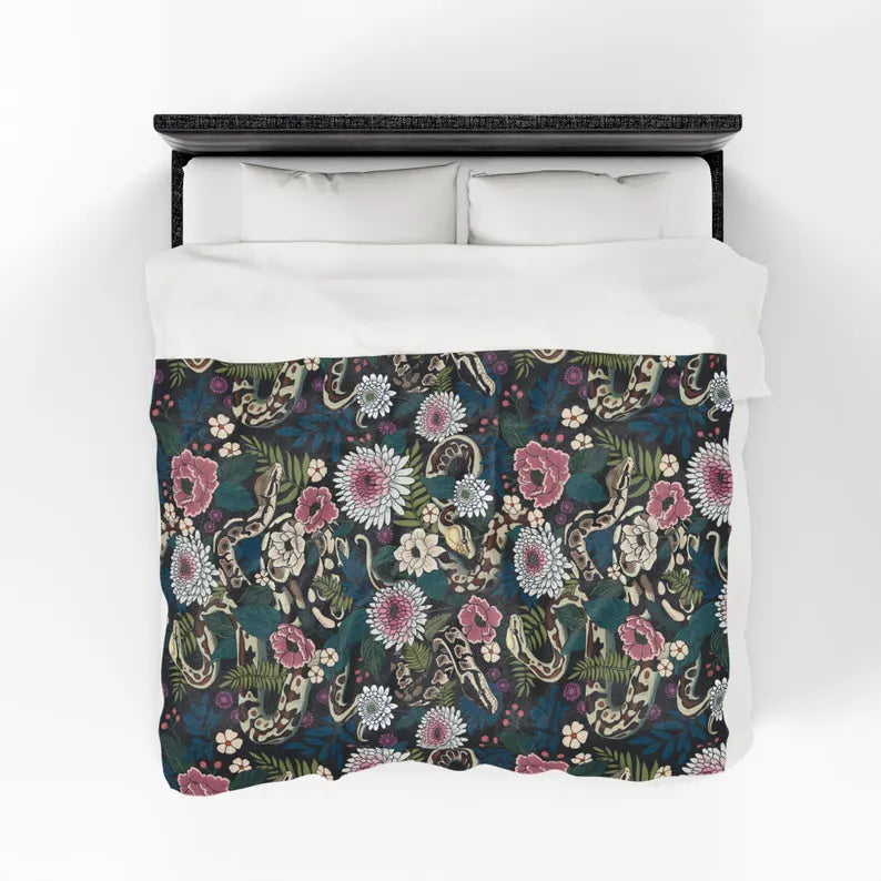 Floral Pythons Plush Blanket